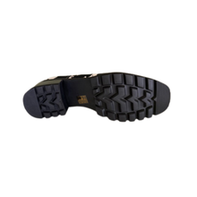 Load image into Gallery viewer, Bresley Daya Black White Cow
