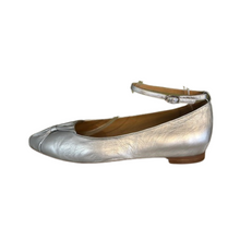 Load image into Gallery viewer, Top End Sella Silver
