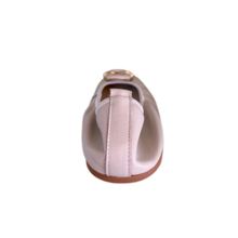 Load image into Gallery viewer, D&amp;J Berita Almond
