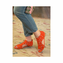 Load image into Gallery viewer, D&amp;J Preest Orange
