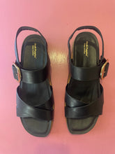 Load image into Gallery viewer, Pre-Loved Hush Puppies Jester Size 13
