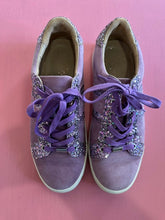 Load image into Gallery viewer, Pre-Loved Mimcos Radiance Sneaker Size 40
