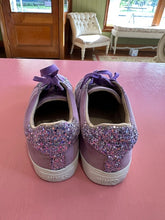 Load image into Gallery viewer, Pre-Loved Mimcos Radiance Sneaker Size 40
