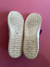 Load image into Gallery viewer, Pre-Loved Mimcos Radiance Sneaker Size 40
