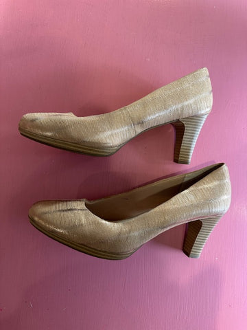 Pe-Loved Supersoft Serena Size AU12