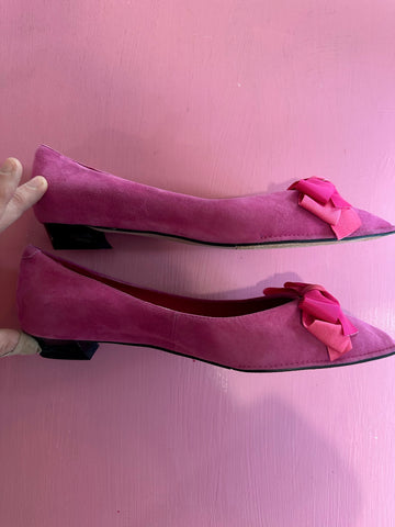 Pre-Loved D&J Bassam Size 42