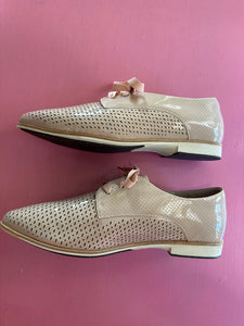 Pre-Loved Frankie4 Beth Size AU12
