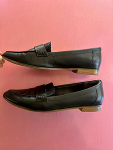 Pre-Loved Ziera Black Loafer Size 44XW