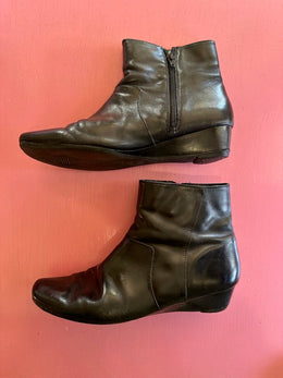 Pre-Loved Supersoft Raby Size AU12
