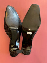 Load image into Gallery viewer, Pre-Loved Adriana Black Slide Size AU12
