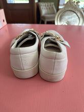 Load image into Gallery viewer, Pre-Loved D&amp;J Layan Size 42
