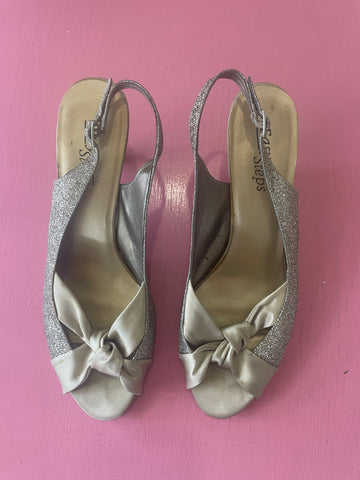 PL Easy Steps Actress