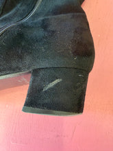 Load image into Gallery viewer, Pre-Loved Isabella Jenson
