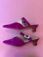 Load image into Gallery viewer, Pre-Loved Dansi Diamonte Buckle
