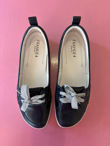 Pre-Loved Frankie4 Sophie III Navy