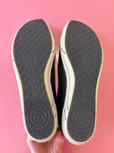 Load image into Gallery viewer, Pre-Loved Frankie4 Sophie III Navy
