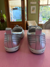 Load image into Gallery viewer, Pre-Loved Frankie4 Sophie III Silver
