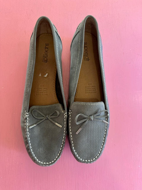 Pre-Loved Supersoft Grey Brogue Size AU12