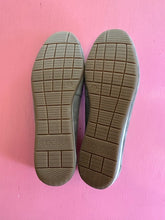 Load image into Gallery viewer, Pre-Loved Supersoft Grey Brogue Size AU12

