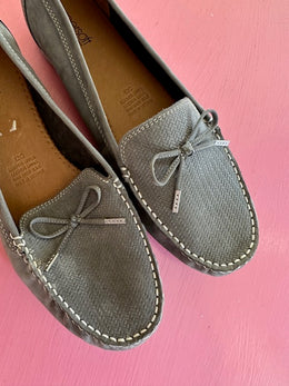 Pre-Loved Supersoft Grey Brogue Size AU12