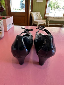 Pre-Loved Supersoft Winslett Size AU11.5