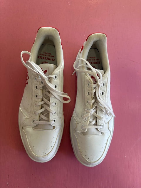 Pre-Loved Adidas White Sneakers Size UK10/AU12