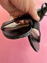 Load image into Gallery viewer, Pre-Loved Diana Ferrari Soco Size AU12
