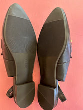 Load image into Gallery viewer, Pre-Loved Ziera Lizzah Size 43
