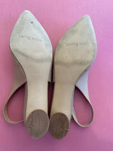 Load image into Gallery viewer, Pre-Loved Frankie4 Juliet Size AU13
