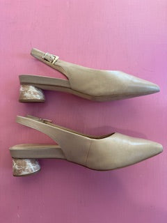 Pre-Loved Frankie4 Juliet Size AU13