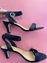 Load image into Gallery viewer, Pre-Loved City Chic Adore Size 43/AU12
