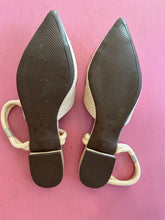 Load image into Gallery viewer, Pre-Loved Valerio Conte Iris Cream Size 43/AU10.5
