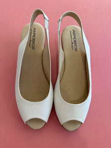 Pre-Loved Aerobics Alba White Size 42