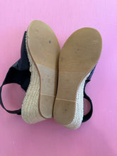 Load image into Gallery viewer, Pre-Loved Jo Mercer Espadrille wedges Size 42
