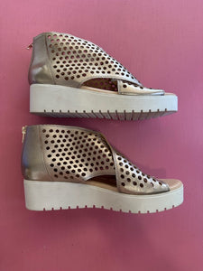 Pre-Loved D&J Orma Size 42