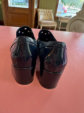 Load image into Gallery viewer, Pre-Loved Bresley Affair Size 44/AU12
