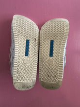 Load image into Gallery viewer, Pre-Loved Birkenstock Floral Clogs Size 41
