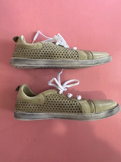 Pre-Loved Rilassare Green Sneakers Size 43/AU11