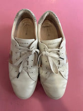 Load image into Gallery viewer, Pre-Loved Frankie4 Riley Size AU11
