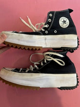 Load image into Gallery viewer, Pre-Loved Converse All Star Hightops Size AU14
