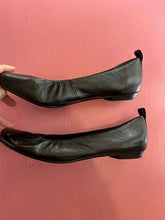 Load image into Gallery viewer, Pre-Loved Supersoft Clarissa Size Au12
