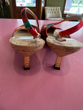 Load image into Gallery viewer, Pre-Loved Jrenee Floretta Size AU12M
