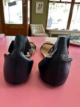 Load image into Gallery viewer, Pre-Loved D&amp;J Justin
