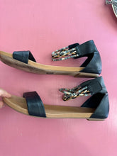 Load image into Gallery viewer, Pre-Loved D&amp;J Justin
