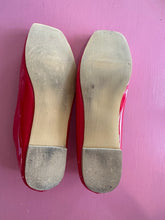 Load image into Gallery viewer, Pre-Loved Pixie Cove Red Ballet Flats Size 43
