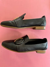 Load image into Gallery viewer, Pre-Loved Hush Puppies Lexy
