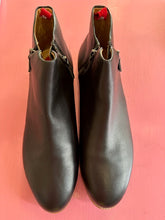 Load image into Gallery viewer, Pre-Loved Rollie Black Boots
