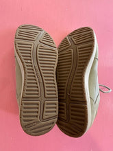 Load image into Gallery viewer, Pre-Loved Rockport Prowalker
