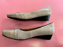 Load image into Gallery viewer, Pre-Loved Supersoft Renzo
