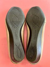 Load image into Gallery viewer, Pre-Loved Supersoft Renzo
